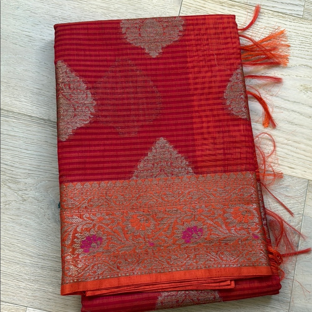 Elegant Red and Orange silk saree